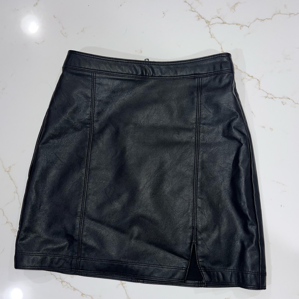Abercrombie & Fitch Black Mini Skirt